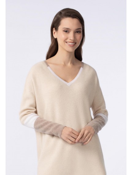 Джемпер с V-образным вырезом Marc Andre Creative Hues W24-00CH0516