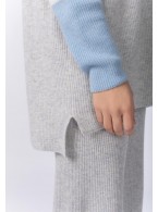 Джемпер с V-образным вырезом Marc Andre Creative Hues W24-00CH0616