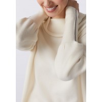 Джемпер Marc Andre Embellished Beauty W24-00CH0917