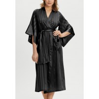 Халат Marc & Andre Silk Story W22-00SS101-L Халат Marc & Andre Silk Story W22-00SS101-L