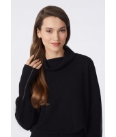 Джемпер Marc Andre Embellished Beauty W24-00CH1117